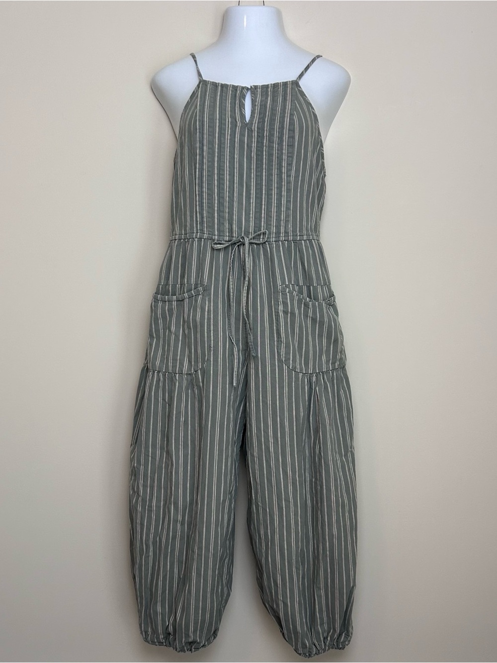 Free People Medium Bohemian Barrel Leg Verona Bare Stripe One Piece Jumpsuit - Picture 2 of 13